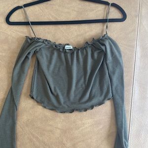 Green long sleeve crop